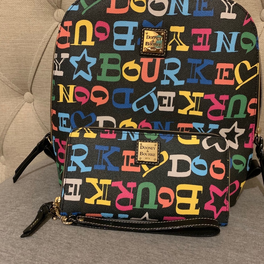 DOONEY & Bourke Set